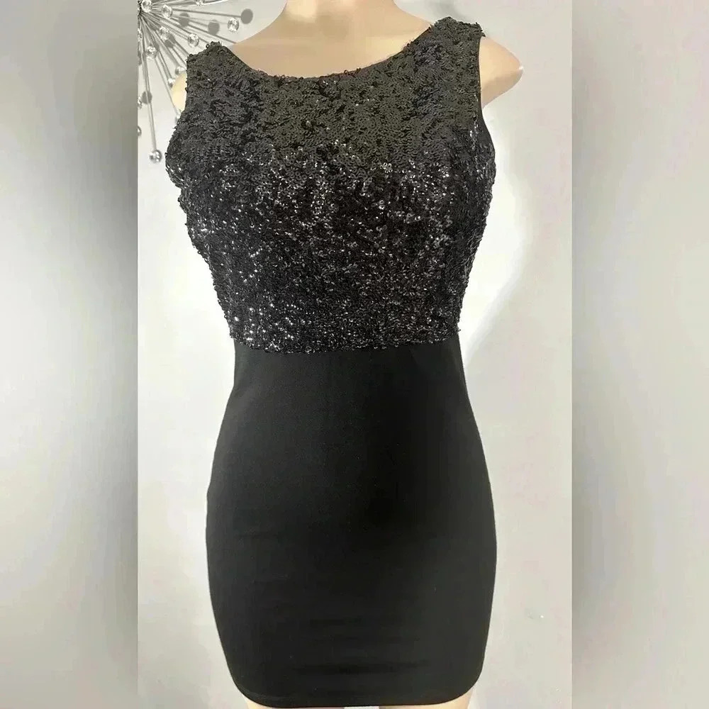 Forever 21 Womens Black Sequin Sleeveless Low V Back Pencil Dress